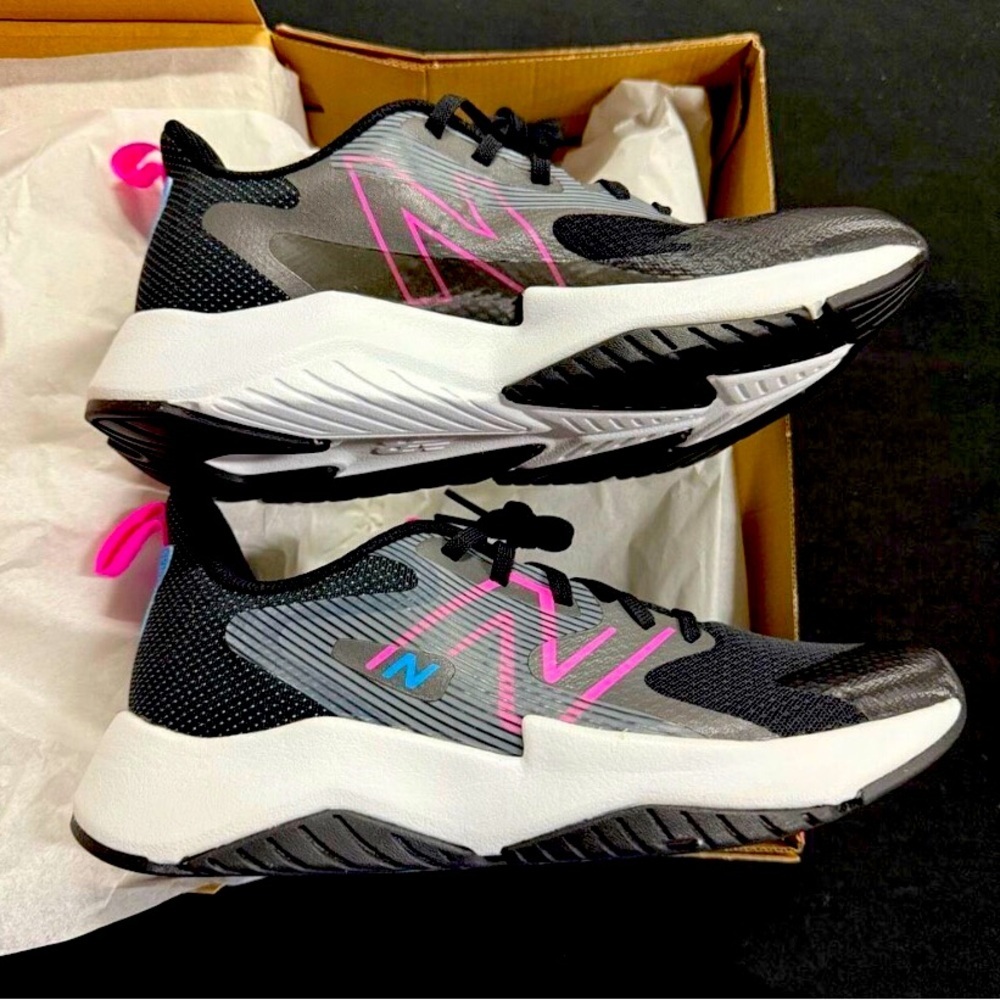 New balance Black and White Sneakers with Pink Accents 7 youth